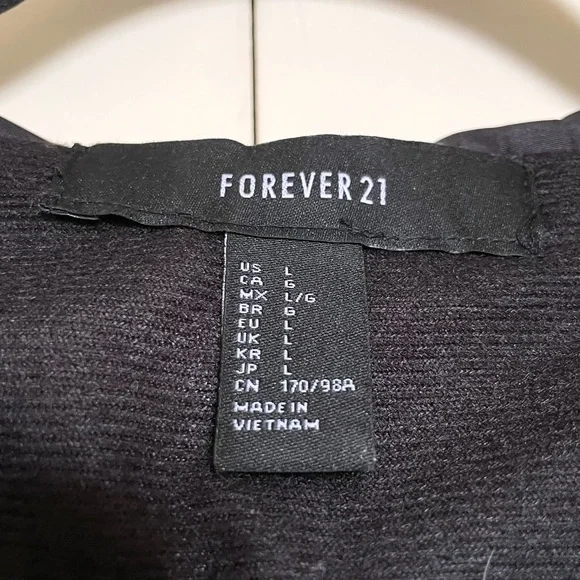 Forever 21 Black White Checkered Tokyo Hooded Windbreaker - Picture 6 of 7